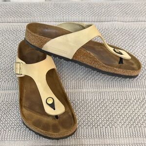 Birkenstock Women’s Gizeh Cream Thong Sandals Sz 42  US-11 very nice